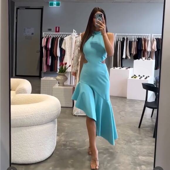 elliatt specter blue asymmetrical high low cut out maxi dress size medium NEW - Picture 5 of 5